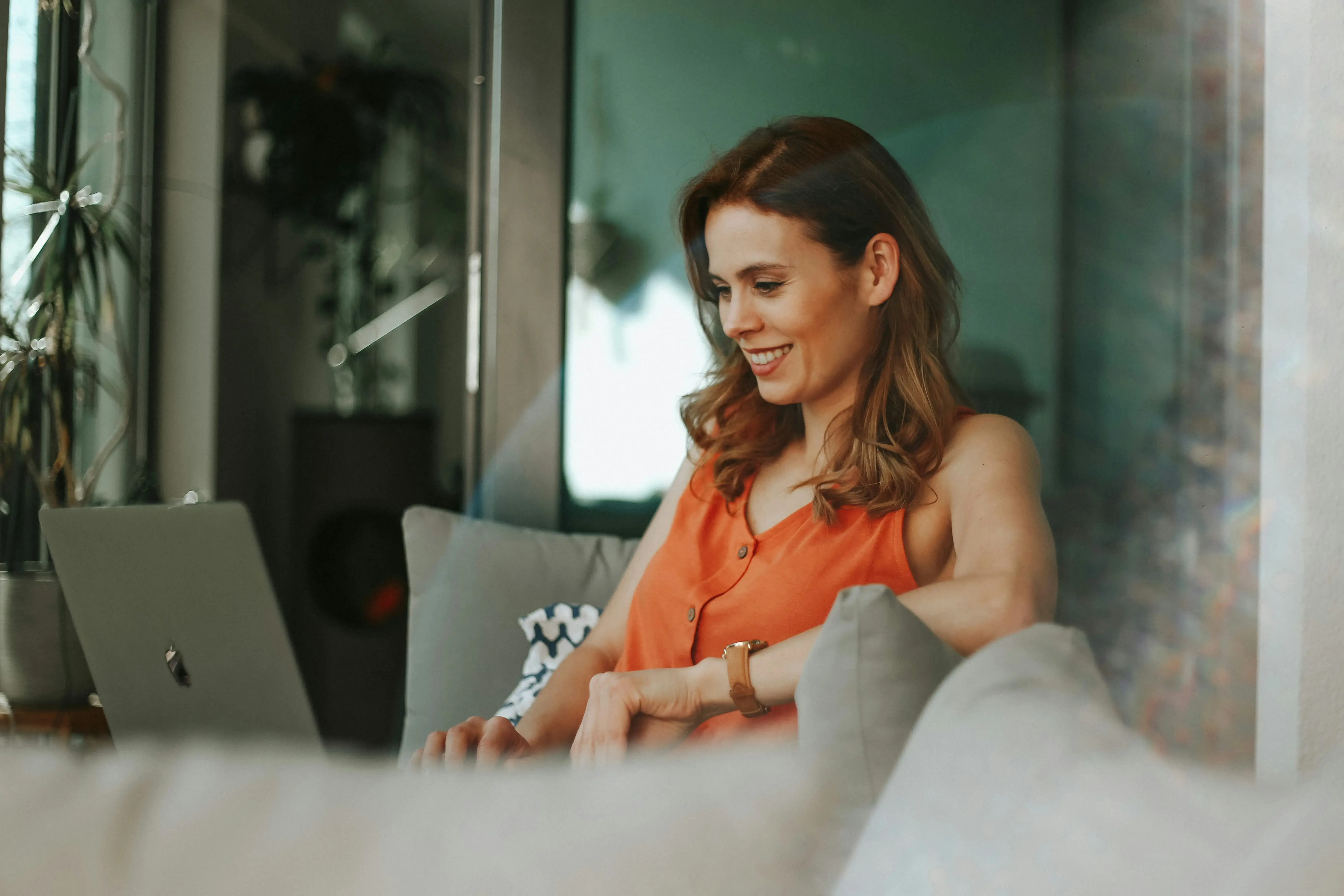 Travailler à domicile : avantages, défis et conseils pour s'adapter à un avenir flexible