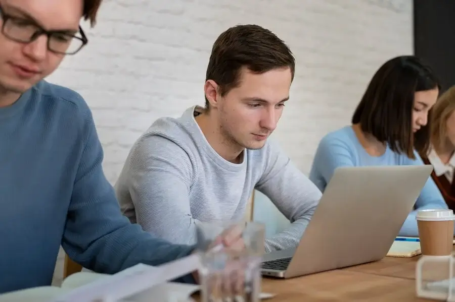 Un guide sur les meilleurs bootcamps de codage à Philadelphie (mis à jour pour 2024)